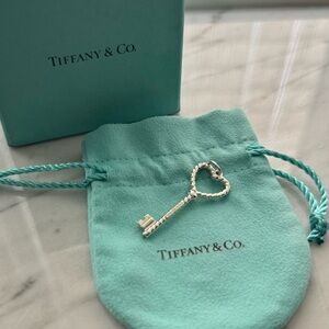 Tiffany & Co Sterling Silver Med Twist Heart Key, NIB, TCO Key, Retired, TCO Key